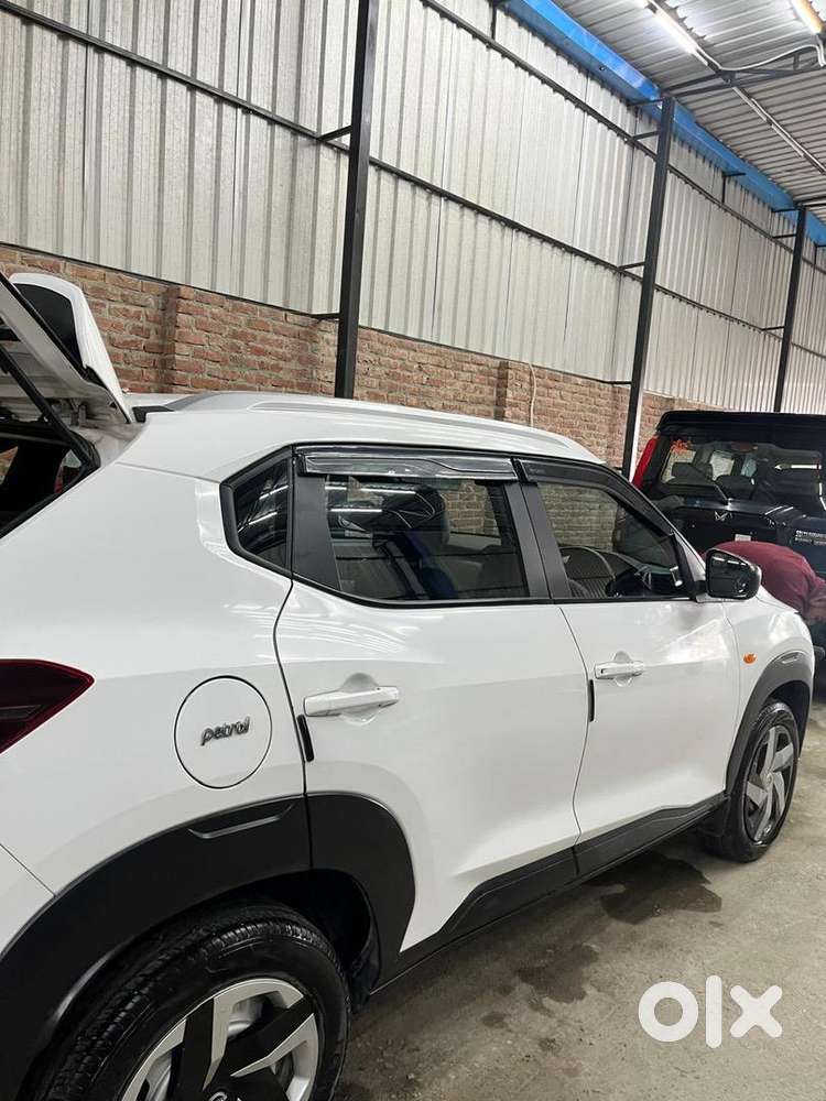 Nissan Magnite 2024 Petrol Well Maintained