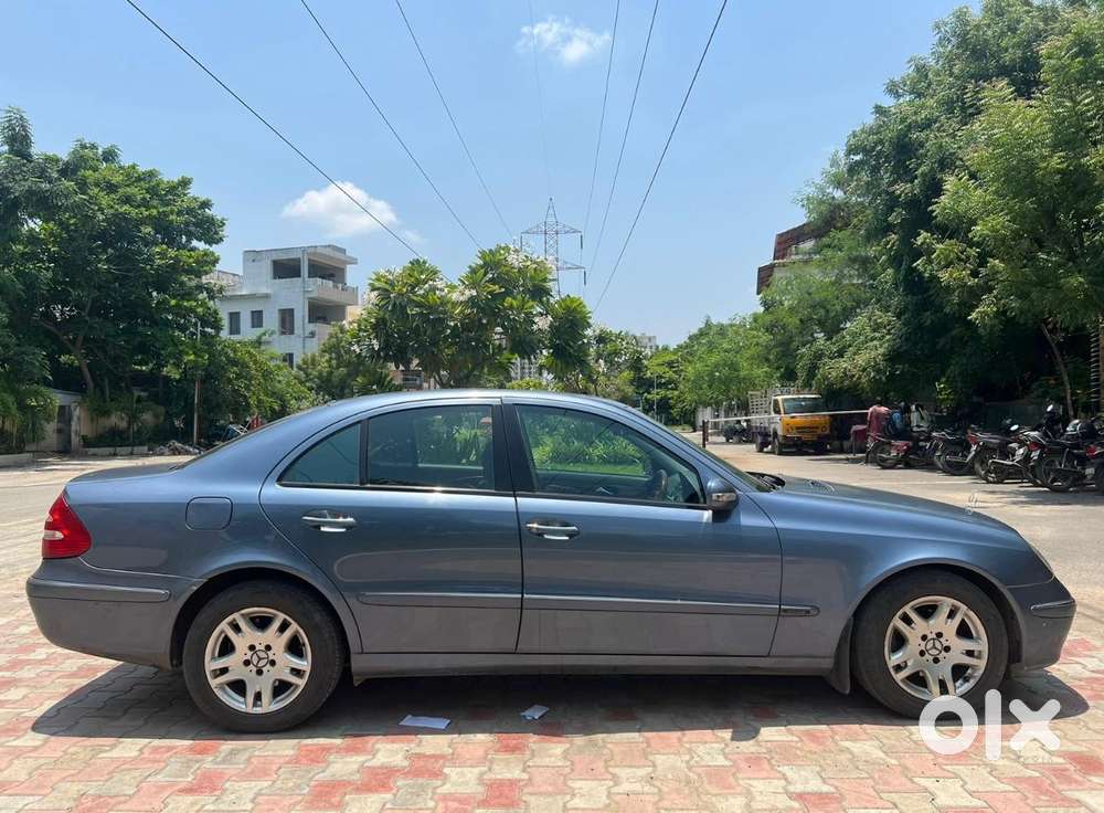 Mercedes-benz E-class 240 V6 At, 2005, Petrol