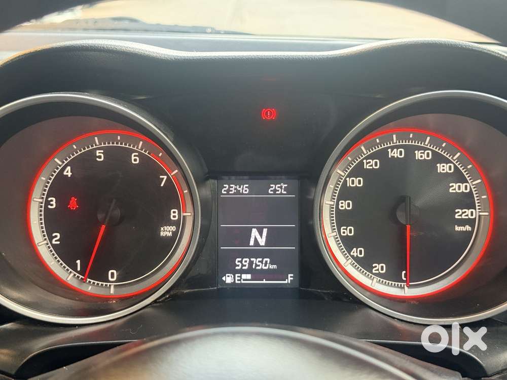 Maruti Suzuki Swift Amt Vxi, 2018, Petrol