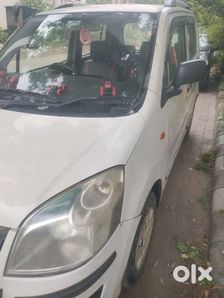 Maruti Suzuki Wagon R 2013 1.0 Vxi Abs Airbag