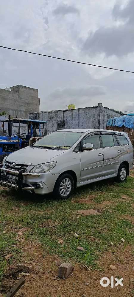 2011 -12 Diesel, Super Good Condition,,runnig Vehicle , Front 80% Tyr