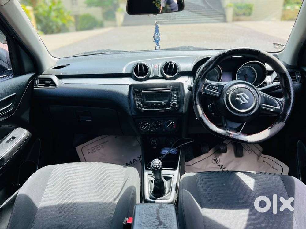 Maruti Suzuki Swift Vxi + Manual, 2021, Petrol