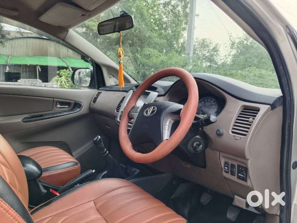 Toyota Innova 2.5 V 7 Str, 2014, Diesel
