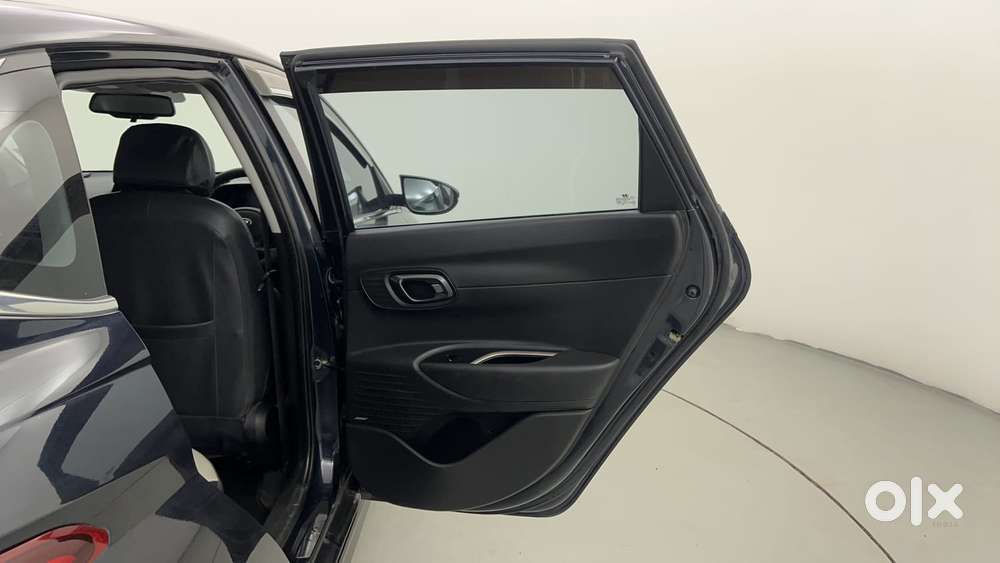 Hyundai New I20 1.2 Asta (o) Mt, 2023, Cng & Hybrids