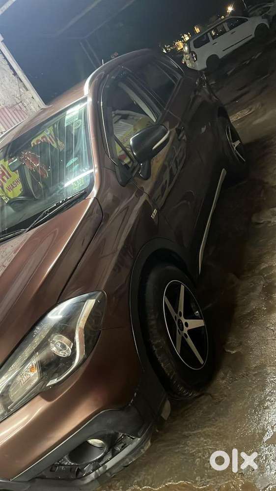 Maruti Suzuki S-cross 2016 Diesel Good Condition