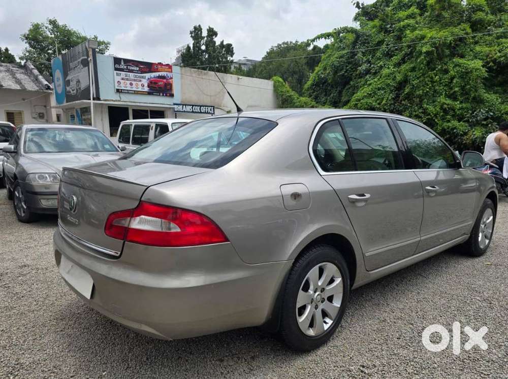 Skoda Superb 1.8 Elegance Tsi At, 2009, Petrol