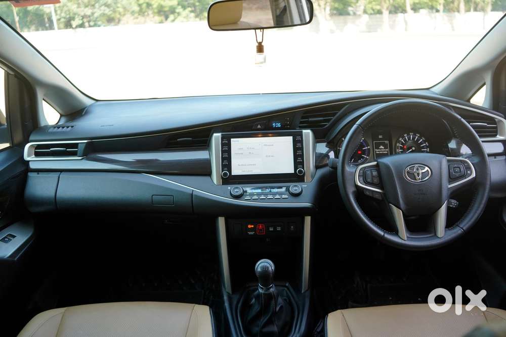 Toyota Innova Crysta 2.4 Z 7 Str, 2025, Diesel