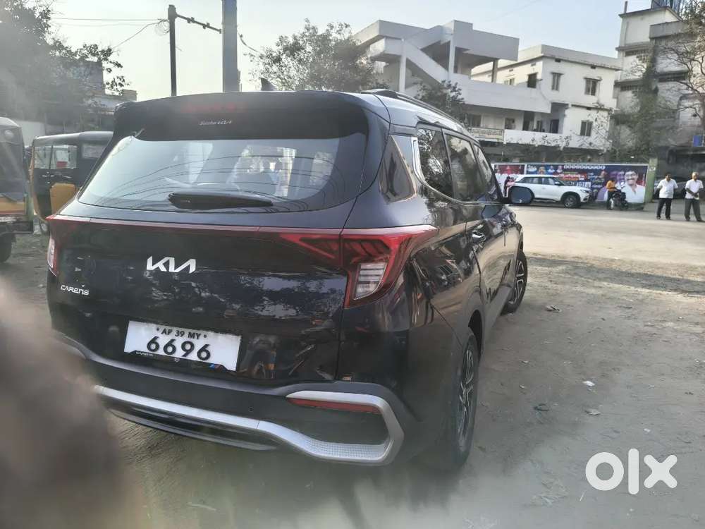 Kia Carens 2022 Diesel 62000 Km Driven
