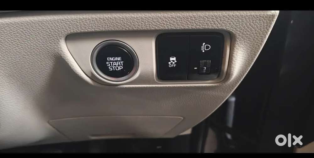 Kia Carens Less Driven Doctor`s Car As New