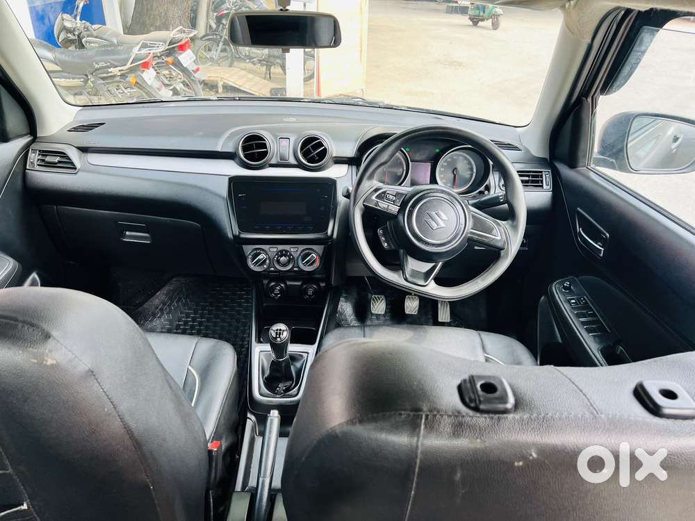 Maruti Suzuki Swift Vxi Optional, 2022, Petrol