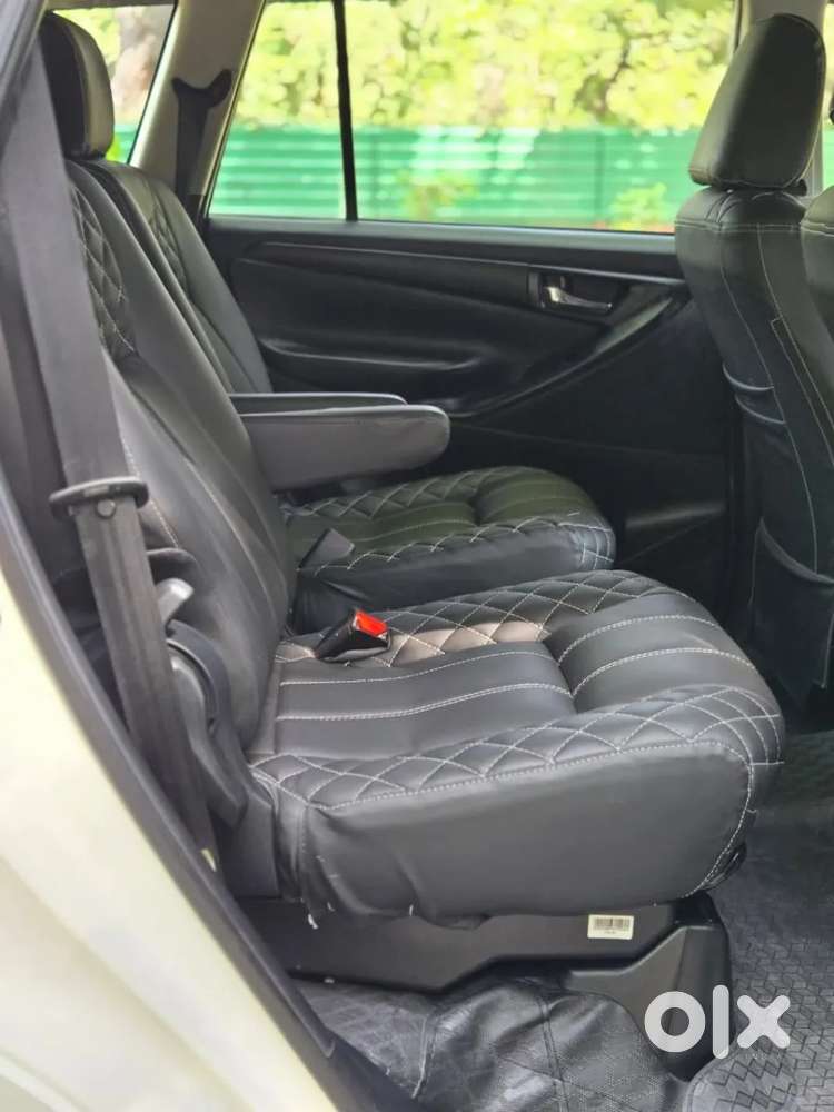 Toyota Innova Crysta [2020-ongoing] 2.7 Gx At 7 Str, 2022, Petrol