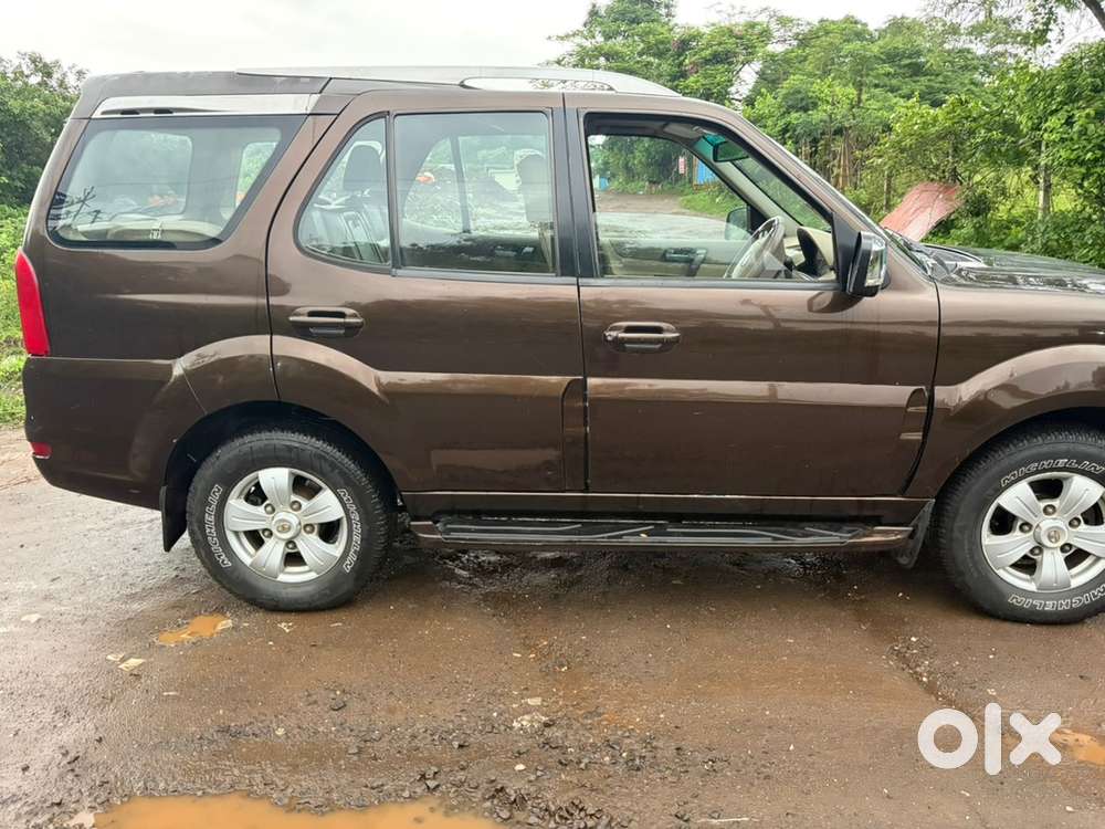 Tata Safari Storme 2013