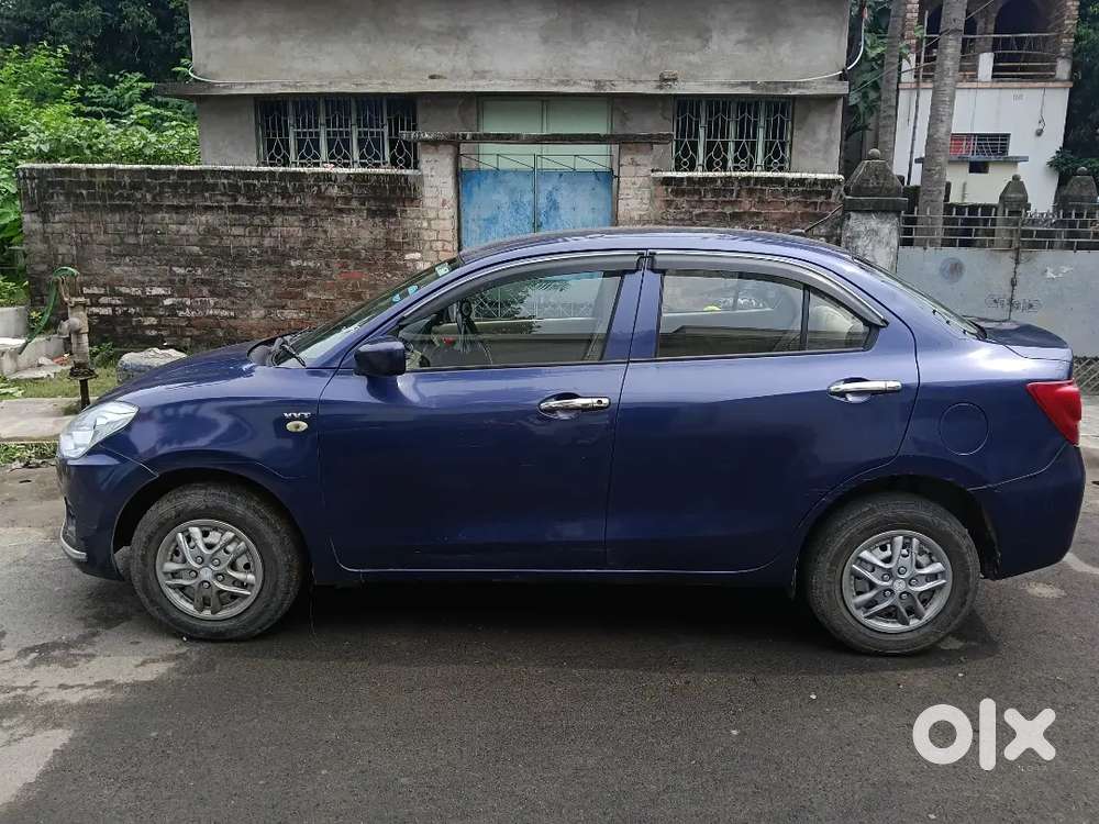 Maruti Suzuki Dzire 2017 Petrol 75000 Km Driven