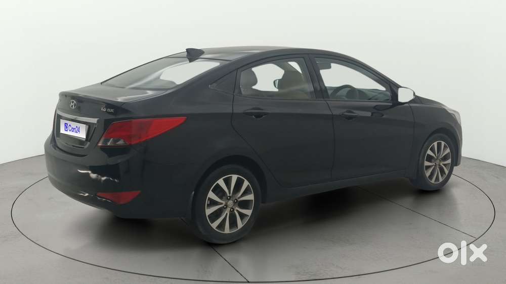Hyundai Verna 1.6 Vtvt Sx, 2017, Petrol