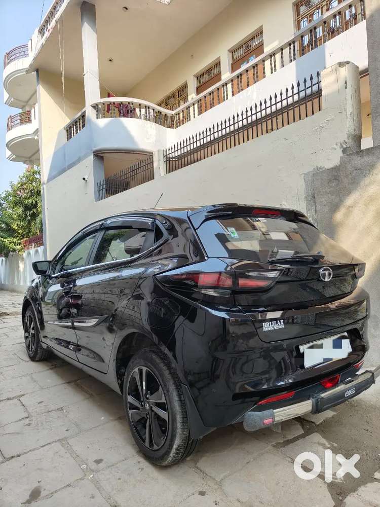 Tata Altroz Xz Plus Dark Edition 19000km Driven