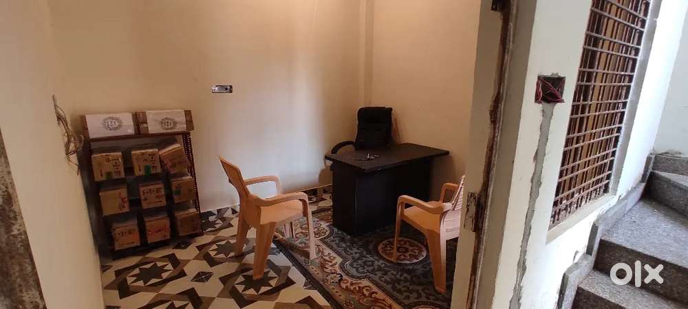 2 floors for rent in civil lines prayagraj _