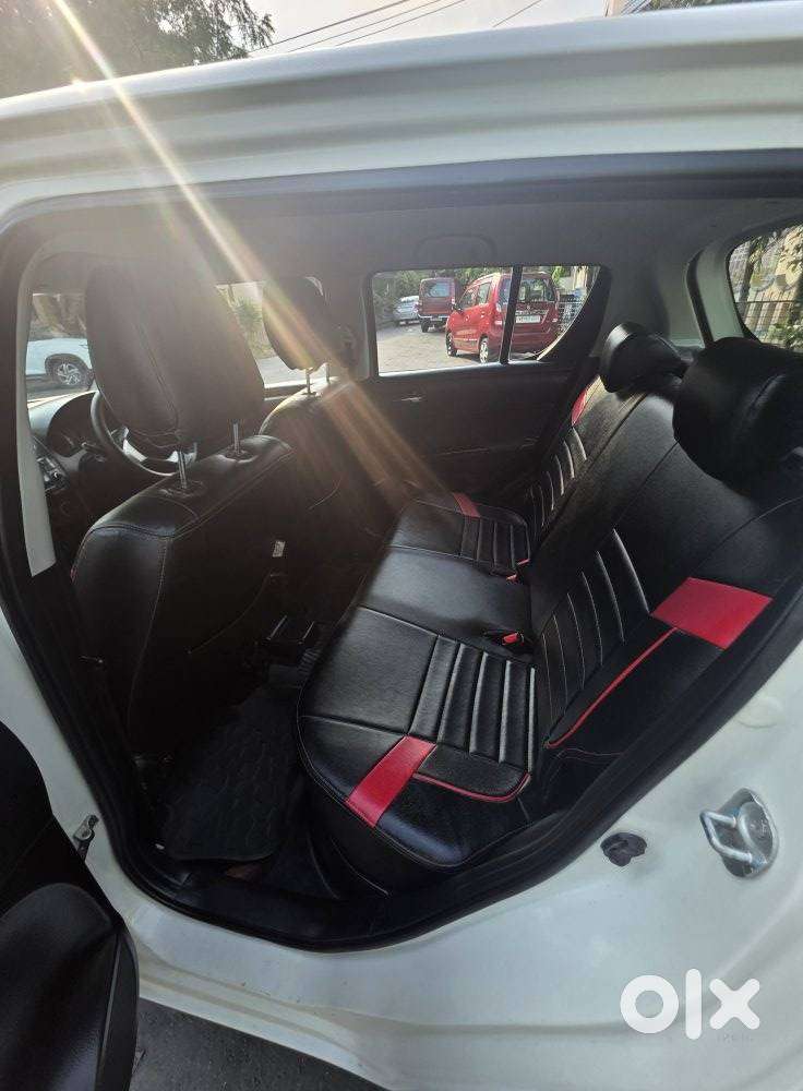 Maruti Suzuki Swift Vxi + Manual, 2015, Petrol