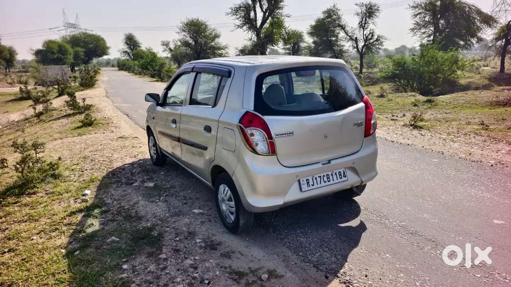 Paison Ki Jarurat Hai