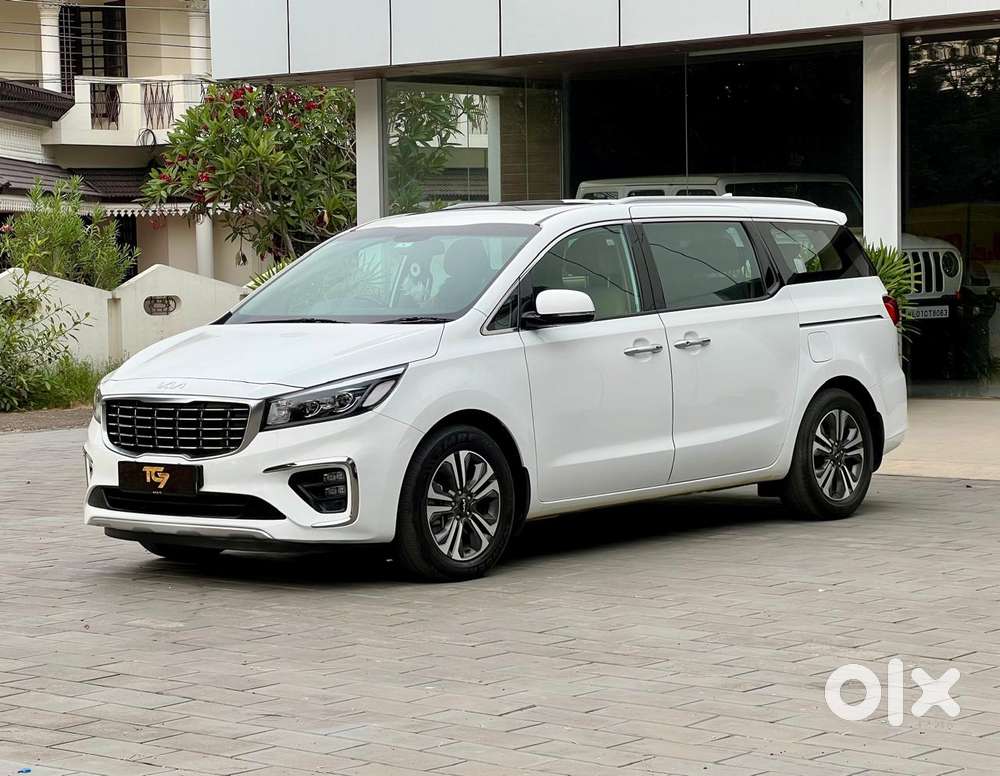 Kia Carnival Limousine Plus 7 Str, 2022, Diesel