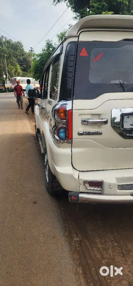 Mahindra Scorpio 2015 2.5 S2