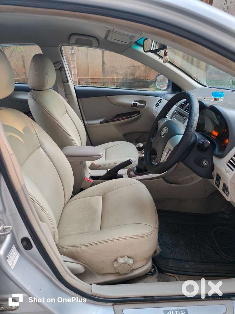 Toyota Corolla Altis 1.8g Limited, 2013, Petrol