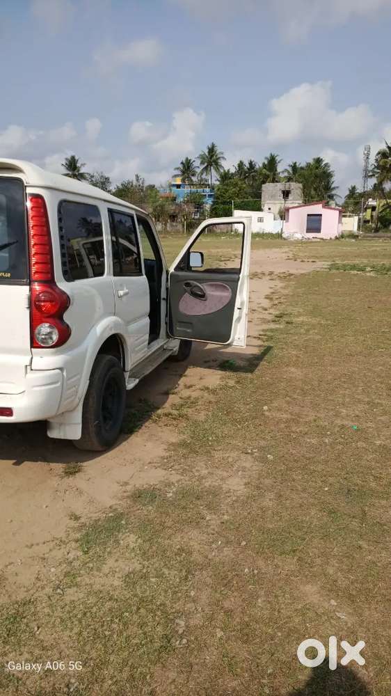 Mahindra Scorpio 2002