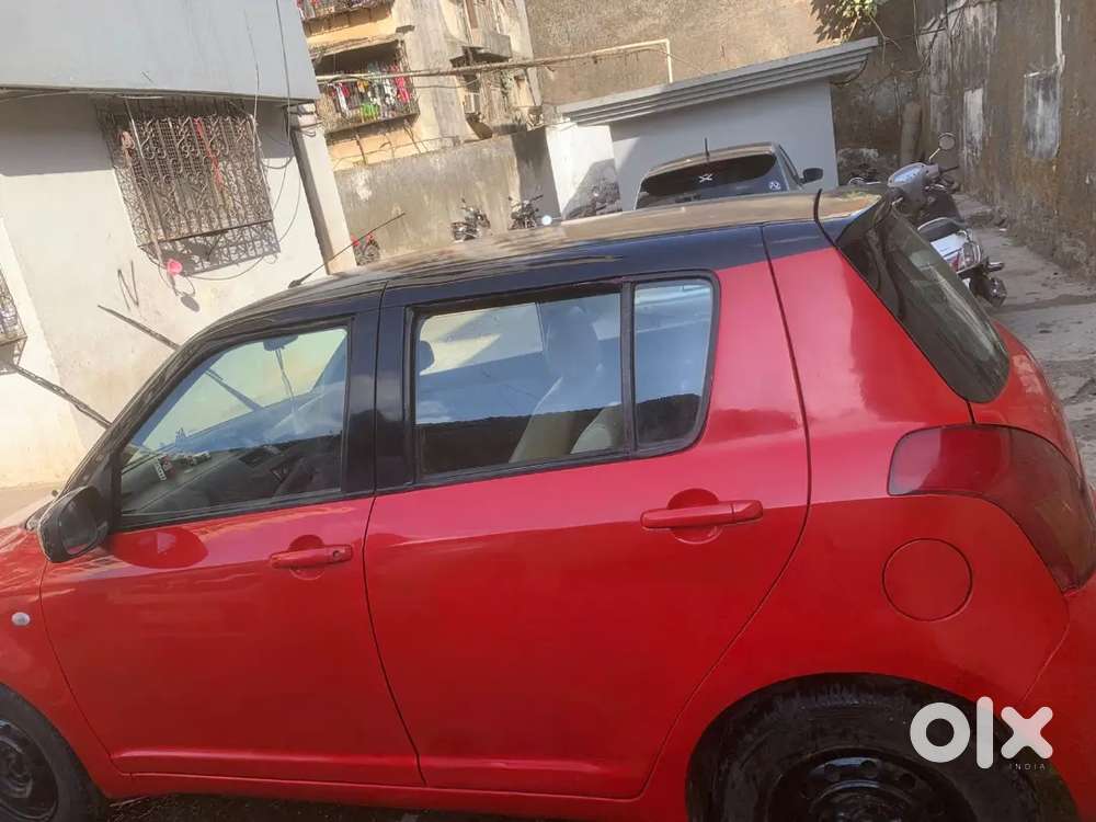 Maruti Suzuki Swift 2007 Cng & Hybrids 110000 Km Driven
