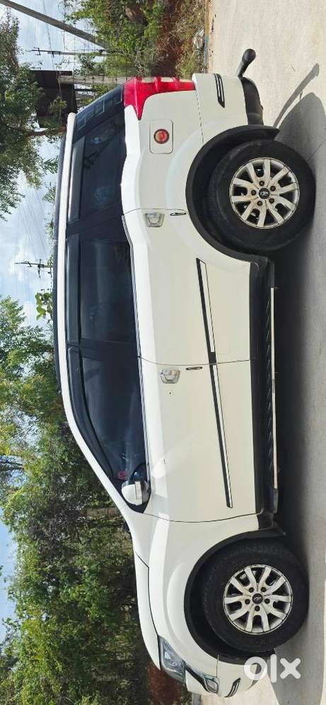 Mahindra Xuv500 2.2 W10, 2016, Diesel
