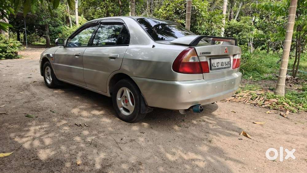 Mitsubishi Diesel Car 2000