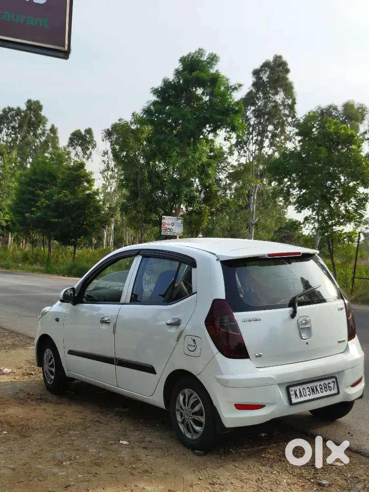 Hyundai I10 Sportz Petrol 2011