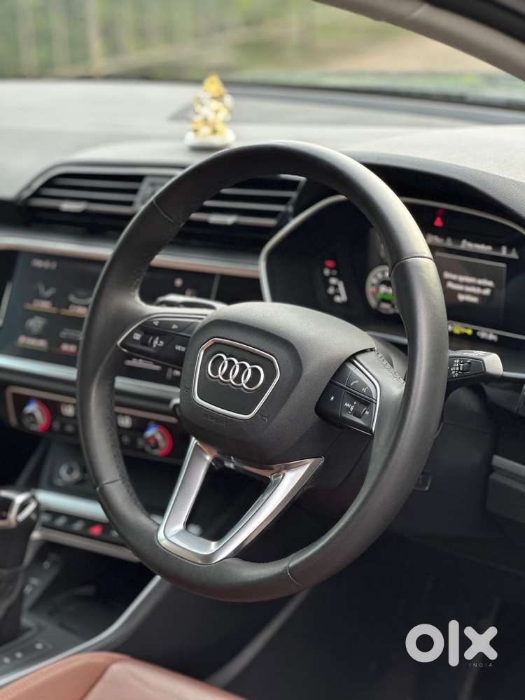 Audi Q3 Sportback Technology Plus S-line, 2025, Petrol