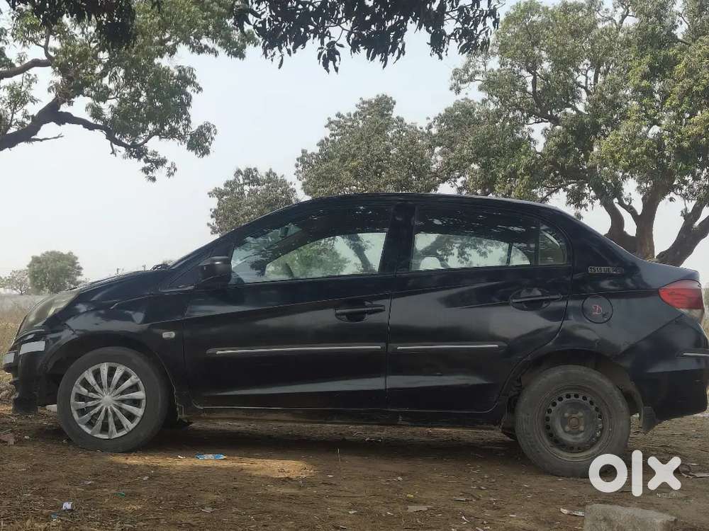 Honda Amaze 2013 Diesel 135000 Km Driven
