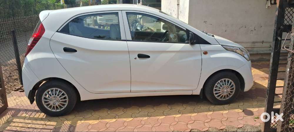 Hyundai Eon 2017 Petrol 67512 Km Driven