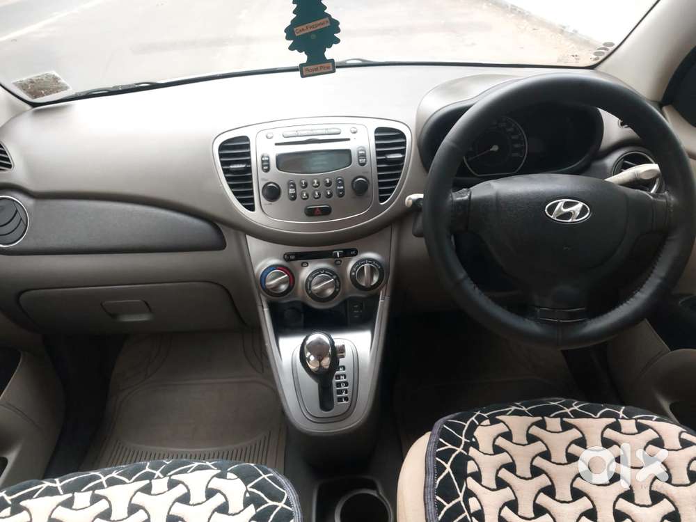 Hyundai I10 Sportz At, 2013, Petrol