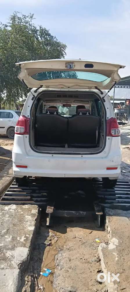Maruti Suzuki Ertiga 2017 Diesel 80000 Km Driven