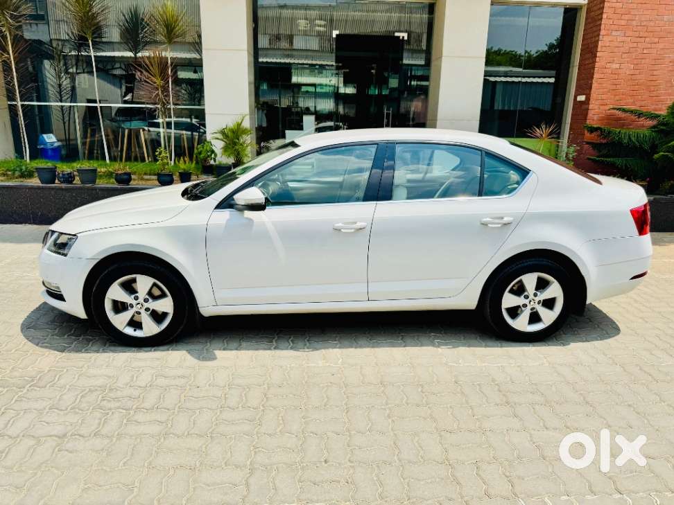 Skoda Octavia 2.0 Tdi At Style Plus, 2017, Diesel