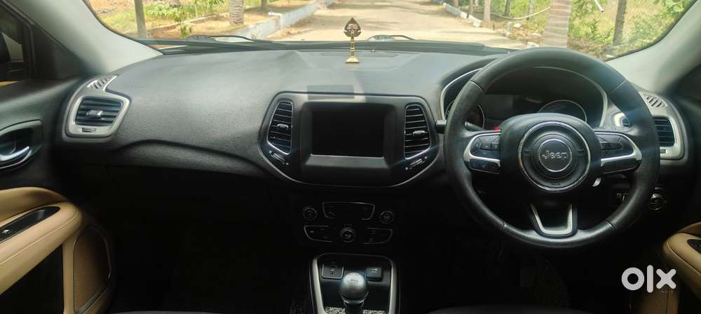Jeep Compass 2.0 Longitude Option, 2019, Diesel