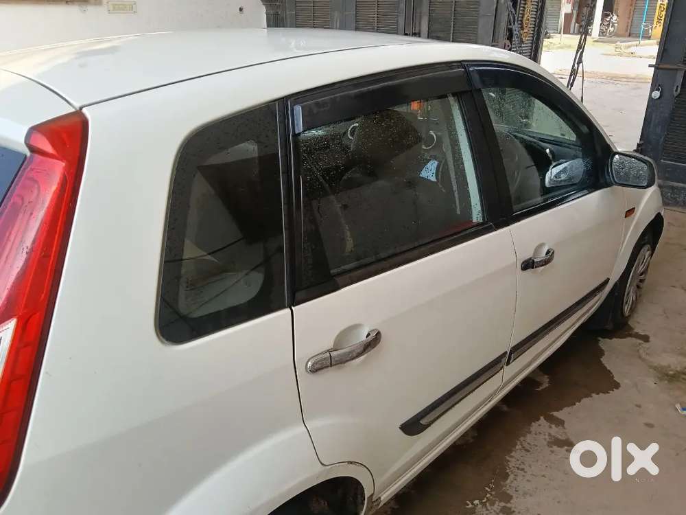 Ford Figo Petrol 2013 Model