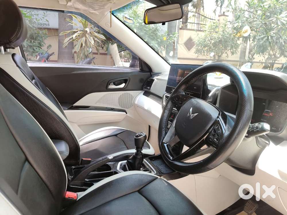 Mahindra Xuv 3xo Ax5 Ds Mt, 2024, Petrol