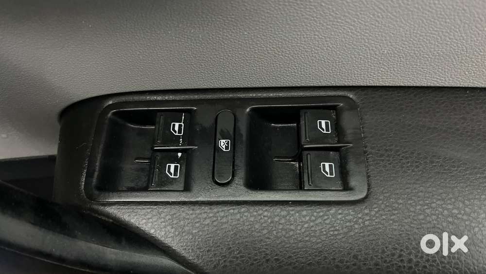 Skoda Rapid 1.0 Ambition Tsi, 2020, Petrol