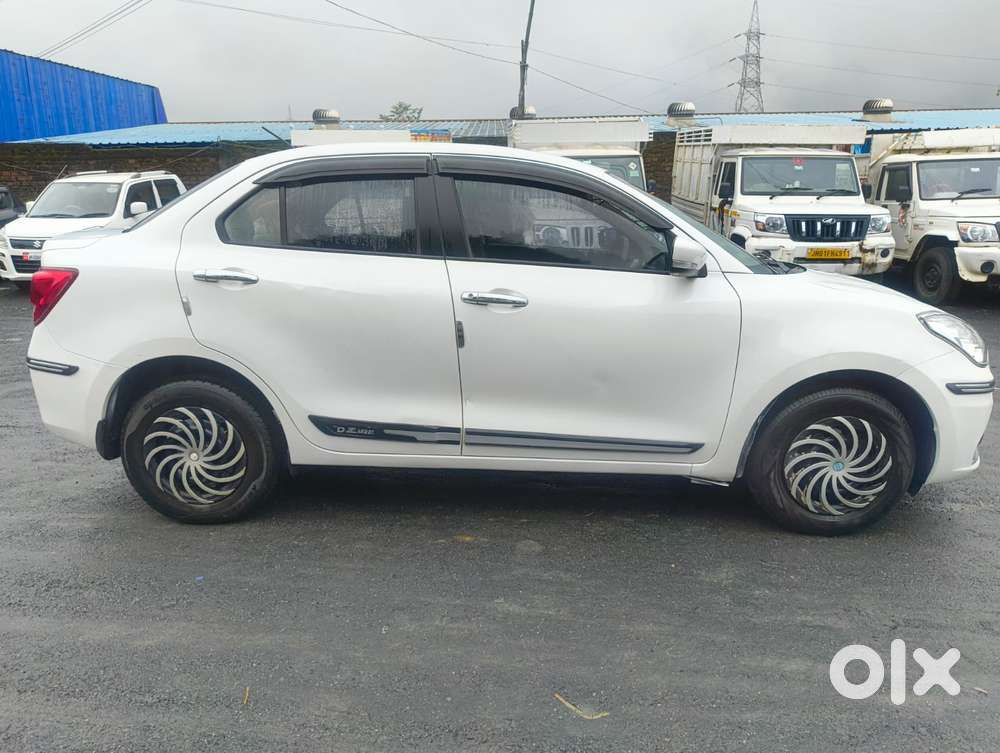 Maruti Suzuki Dzire 1.2 Vxi, 2023, Petrol