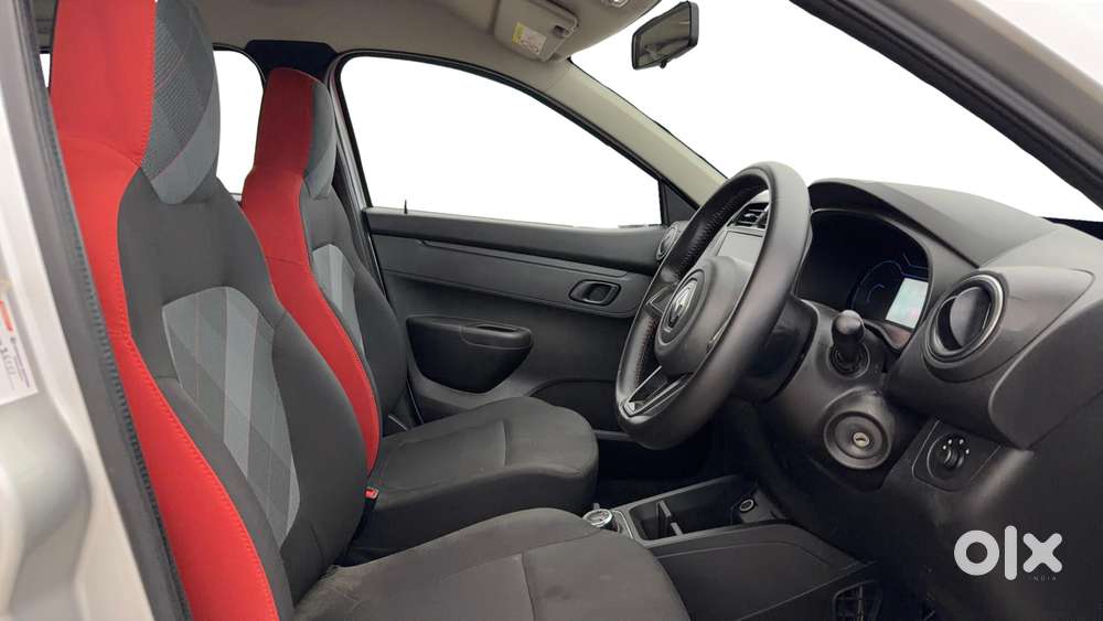 Renault Kwid 1.0 Rxt Amt, 2022, Petrol