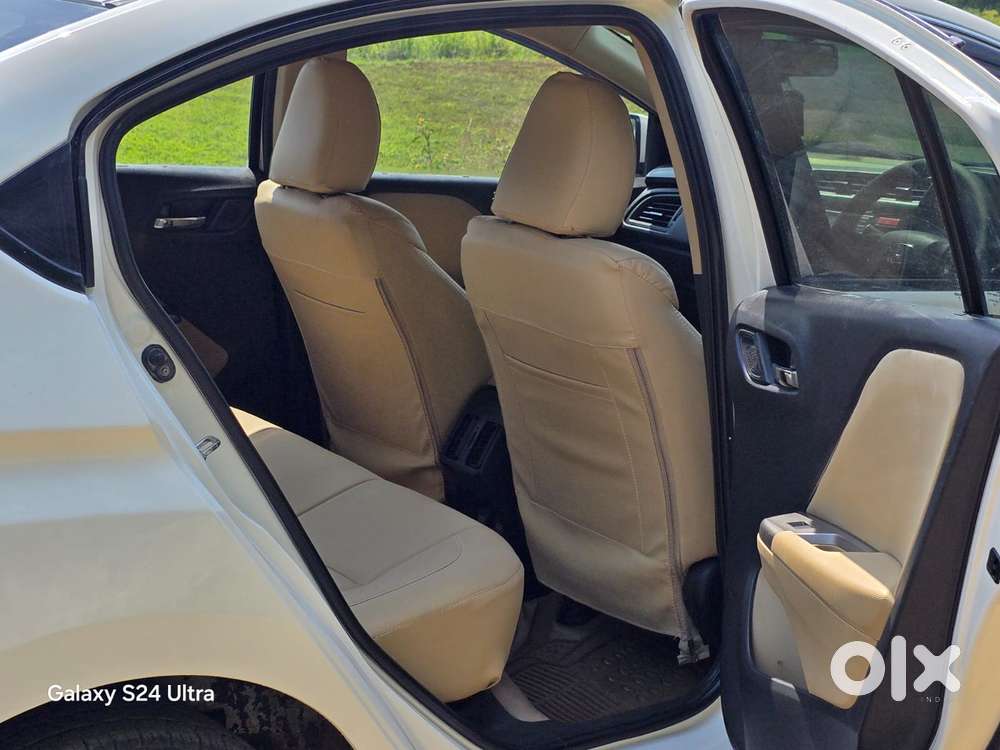 Honda City V Mt Sunroof, 2016, Petrol