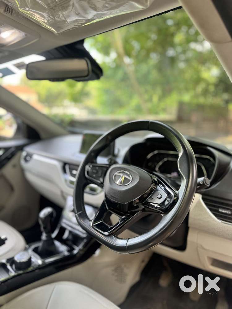 Tata Nexon 1.2 Revotron Xz Plus Dual Tone, 2022, Petrol