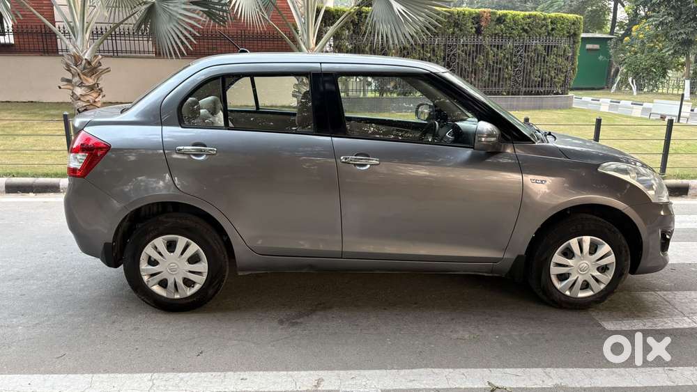 Maruti Suzuki Swift Dzire 1.2 Vxi Bsiv, 2014, Petrol