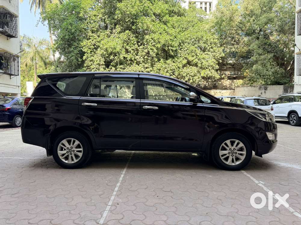 Toyota Innova Crysta 2.8 Gx At 8s, 2016, Diesel
