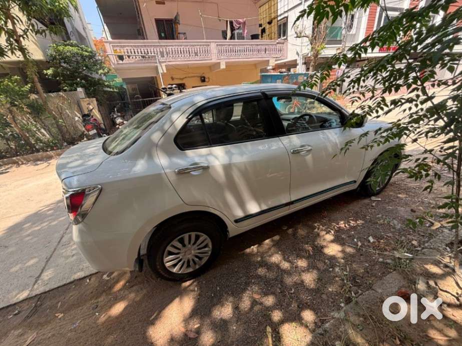 Maruti Suzuki Swift Dzire Vxi(o) Mt, 2022, Petrol