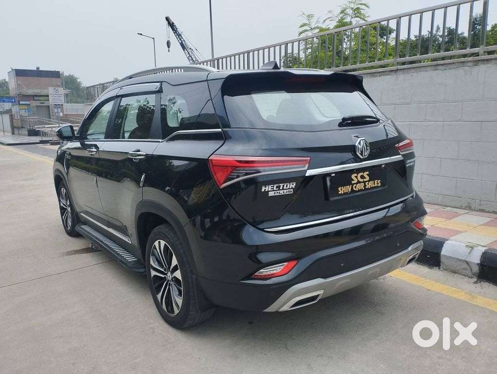 Mg Hector Plus Sharp Cvt, 2023, Petrol
