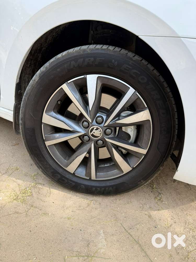 Top Model Skoda Slavia 2025 Automatic