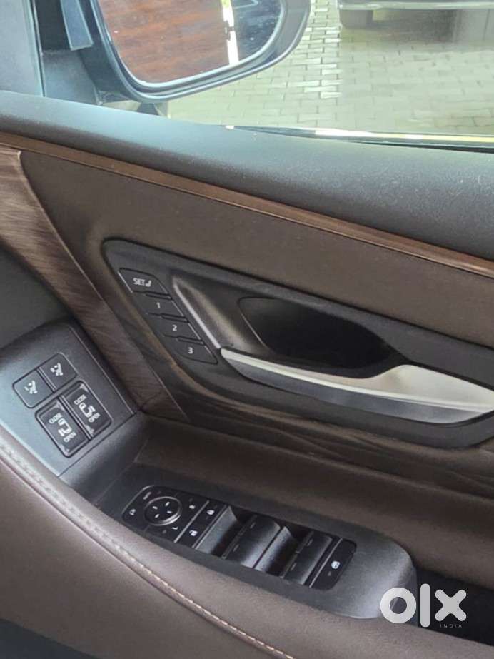 Toyota Vellfire Vip – Executive Lounge, 2024, Electric